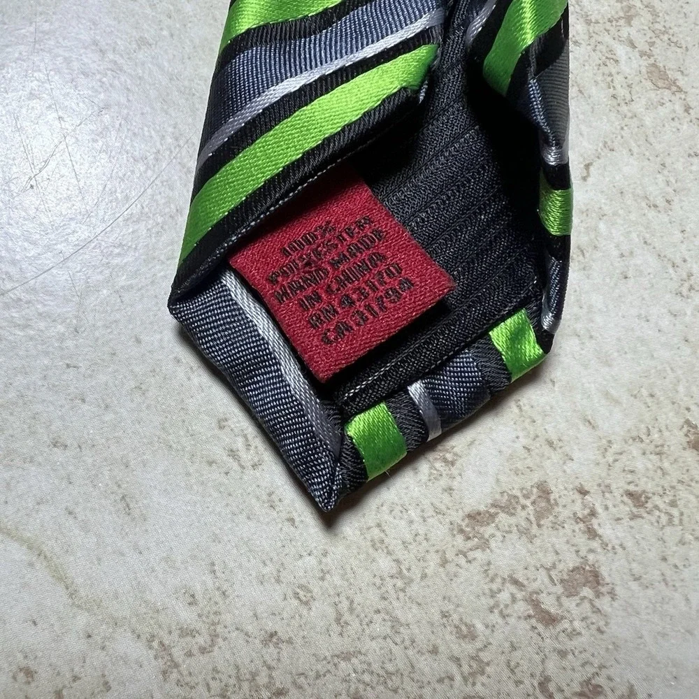 New! NWT Alfani Men's Green Crayon Stripe Slim Neck Tie & Clip One Size MSRP $49